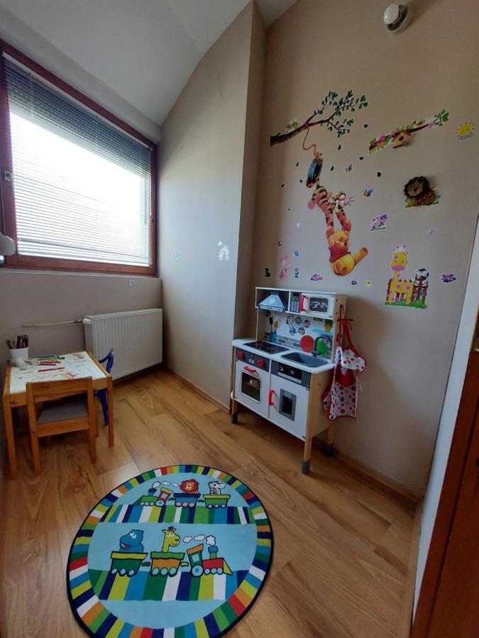 Csaladbarat Vendeglak Szegedi Maganszallashely 9 Fo Reszere, Nagycsaladok Es Barati Tarsasagok Reszere Екстериор снимка